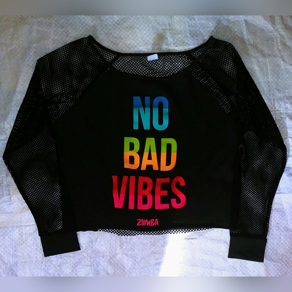 Zumba No Bad Vibes Long Sleeve Mesh Top Cropped size Small Spicy Black